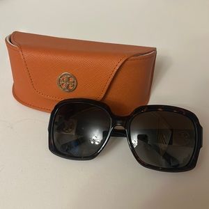 Tory burch sunglasses
